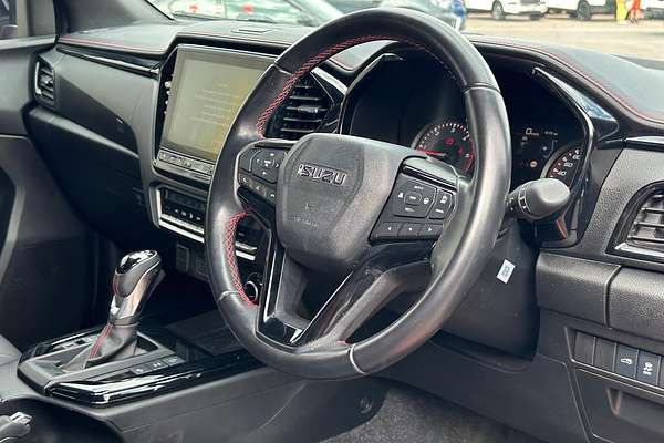 2023 Isuzu D-MAX X-TERRAIN 4X4 thumb-3