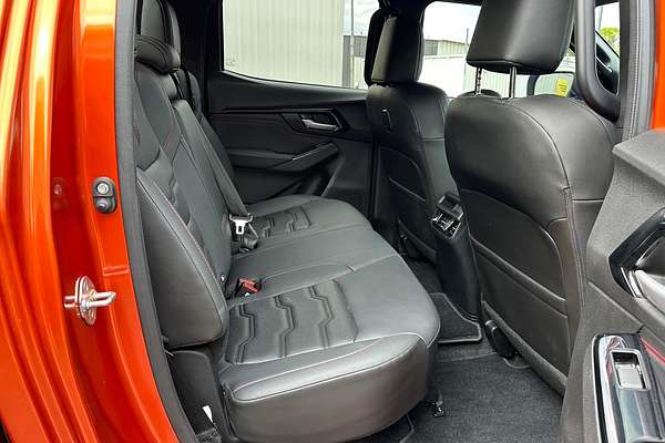 2023 Isuzu D-MAX X-TERRAIN 4X4 thumb-6