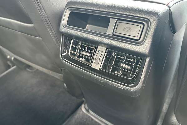 2023 Isuzu D-MAX X-TERRAIN 4X4 thumb-8