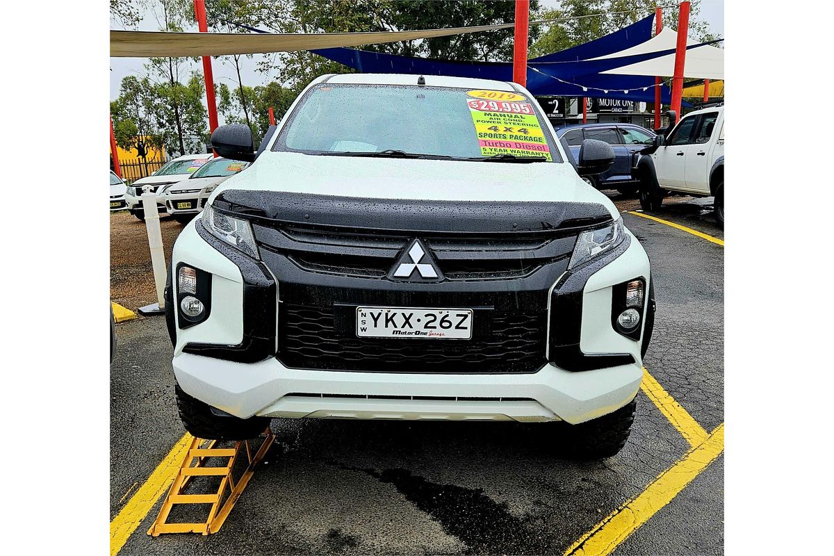 2019 Mitsubishi Triton GLX MR 4X4