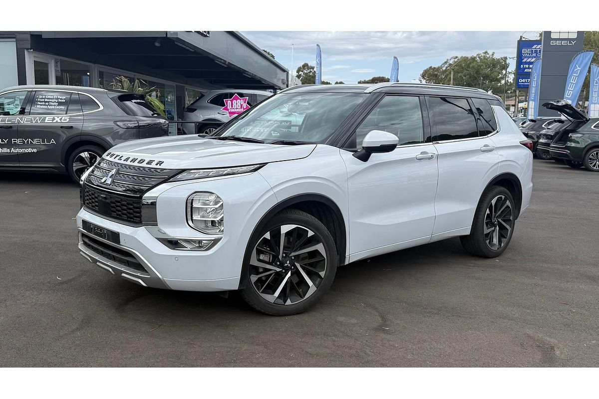 2023 Mitsubishi Outlander Exceed Tourer ZM