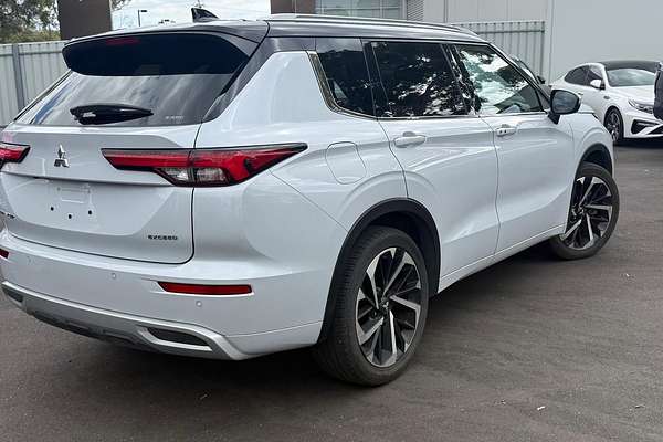 2023 Mitsubishi Outlander Exceed Tourer ZM thumb-1