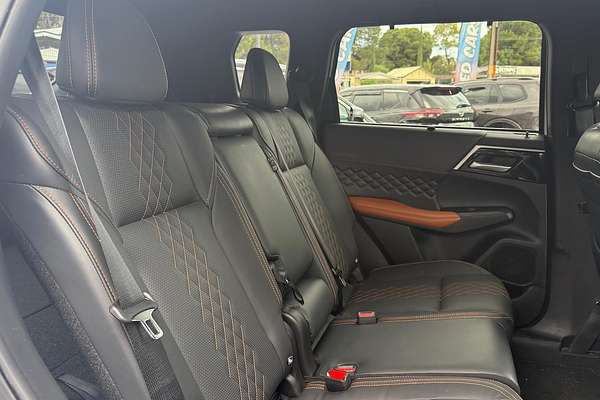 2023 Mitsubishi Outlander Exceed Tourer ZM thumb-11