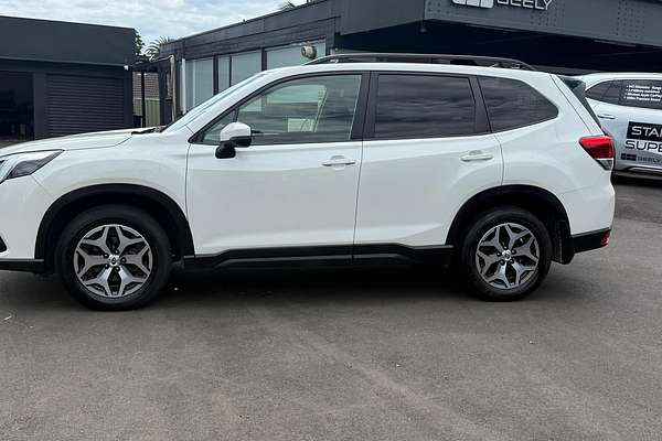 2024 Subaru Forester 2.5i S5 thumb-4