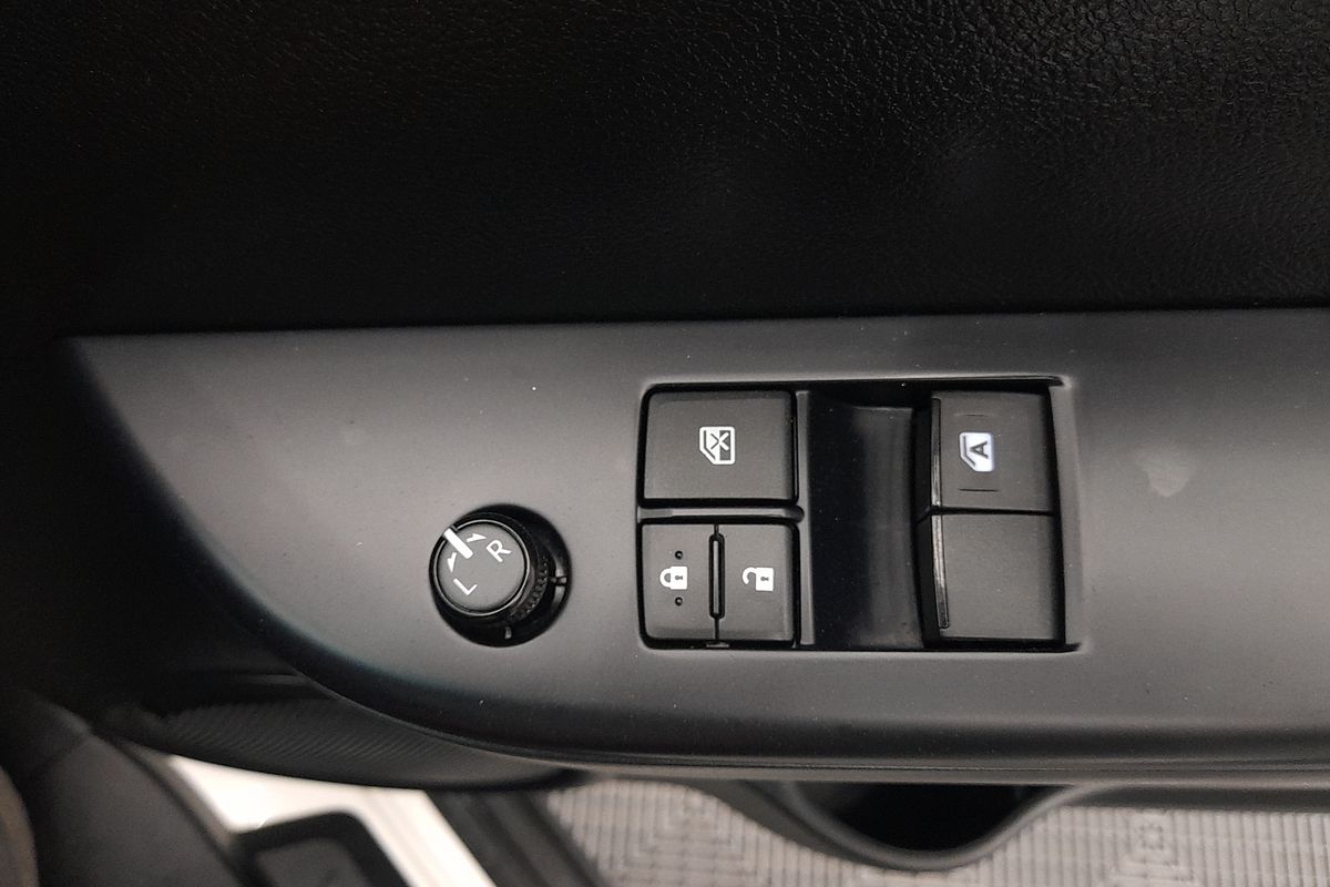 2022 Toyota Hilux SR GUN126R 4X4