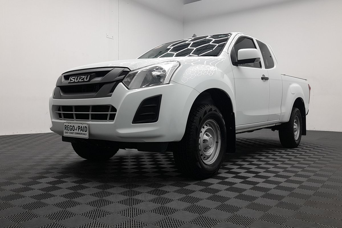 2019 Isuzu D-MAX SX High Ride Rear Wheel Drive