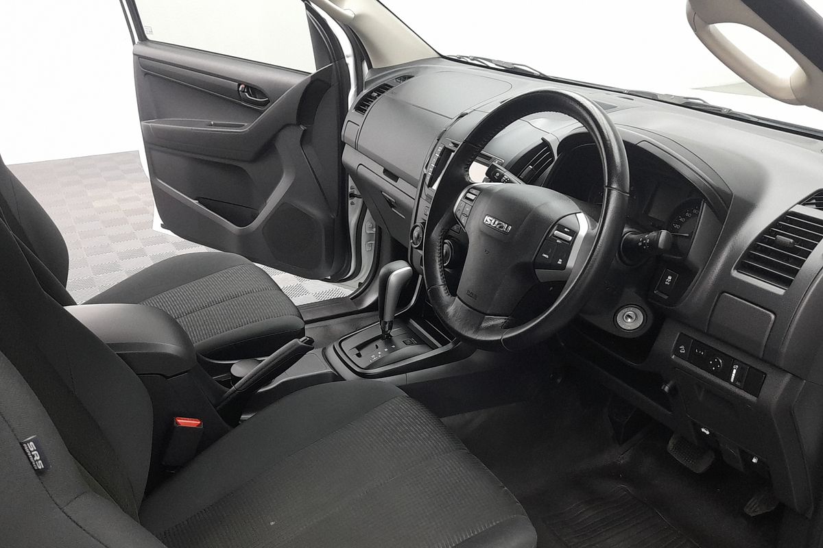 2019 Isuzu D-MAX SX High Ride Rear Wheel Drive