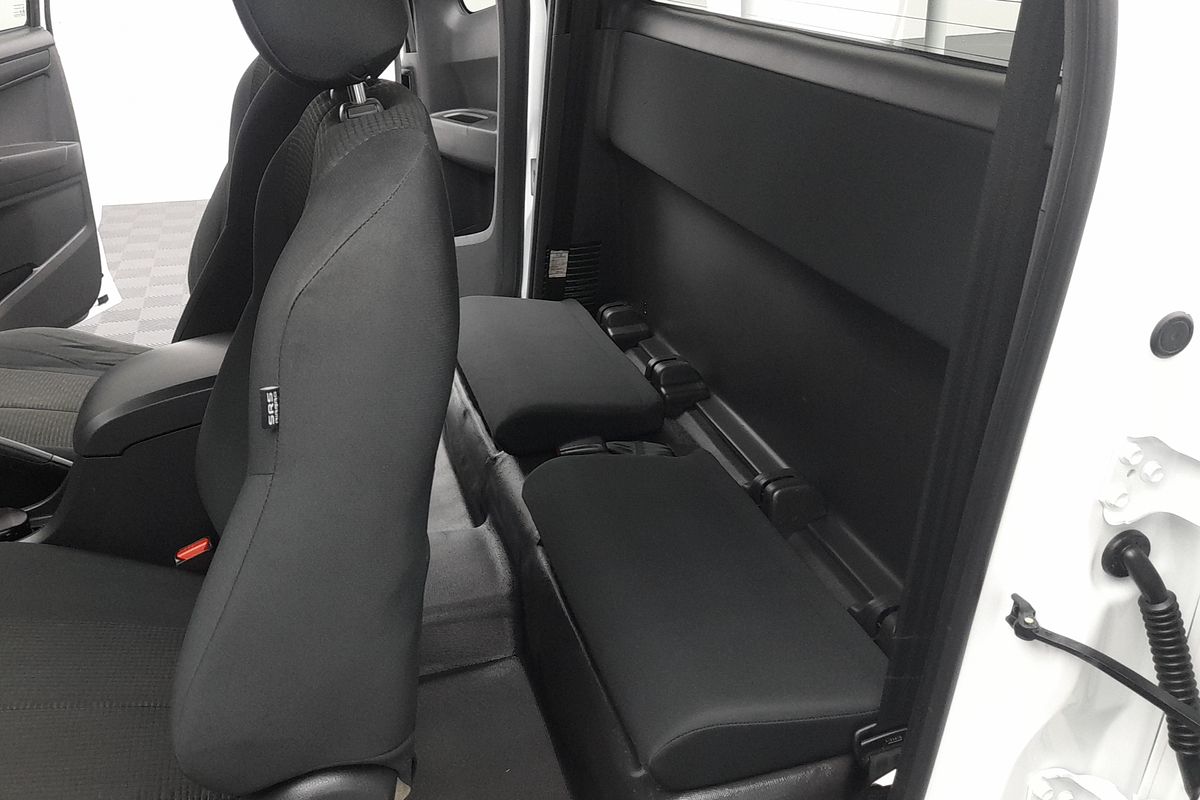 2019 Isuzu D-MAX SX High Ride Rear Wheel Drive