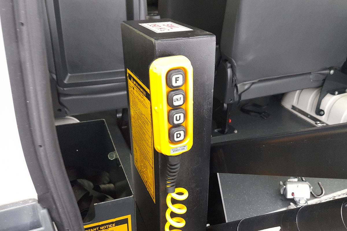 2018 Toyota Hiace Commuter KDH223R ELWB High Roof