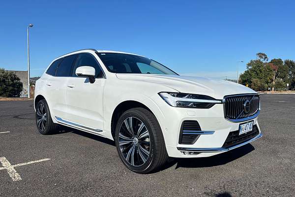 2023 Volvo XC60 Ultimate B5 Bright