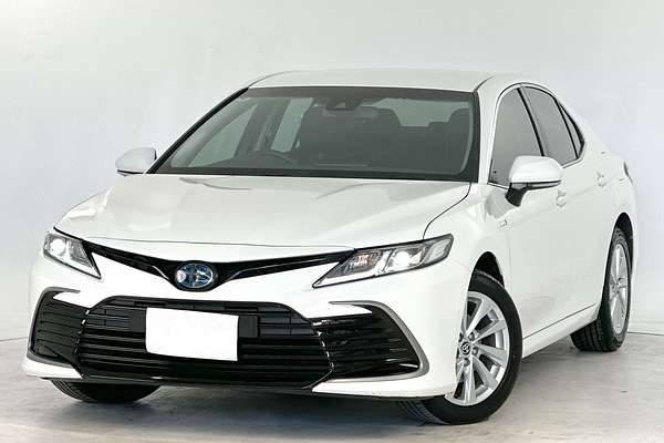 2024 Toyota Camry Ascent AXVH70R