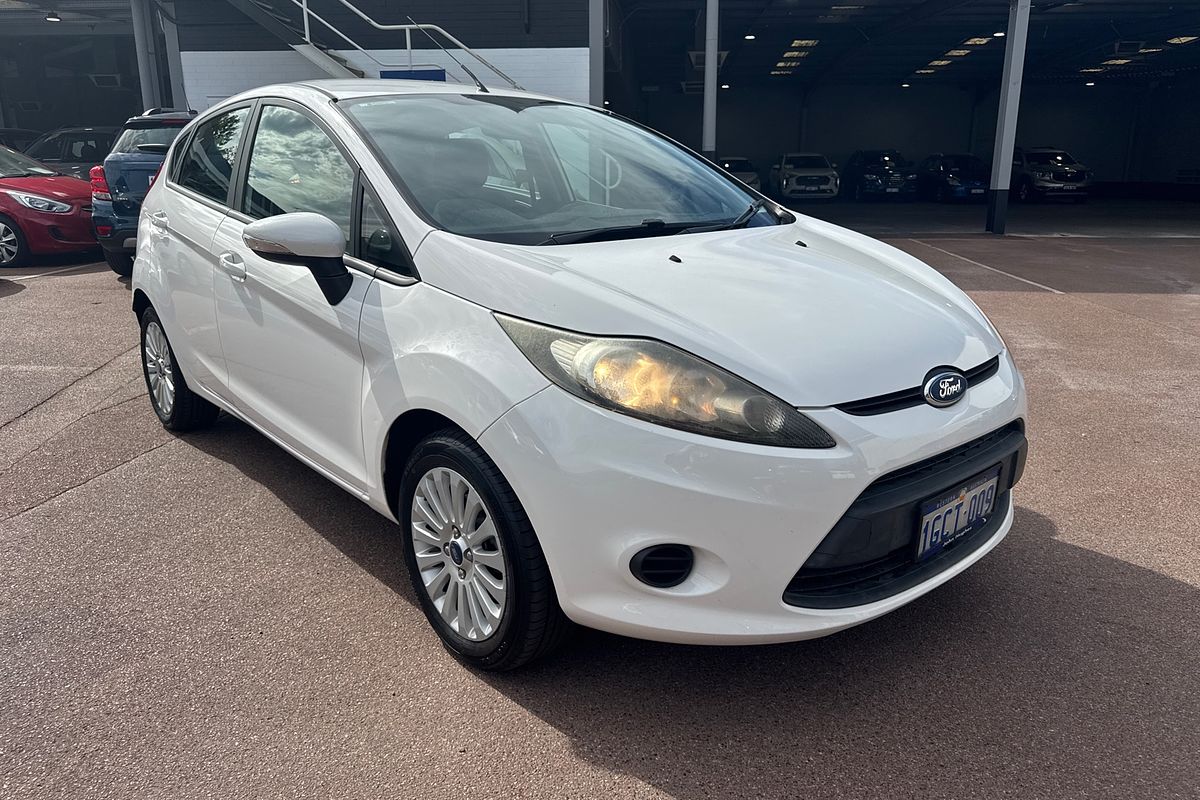 2013 Ford Fiesta LX WT