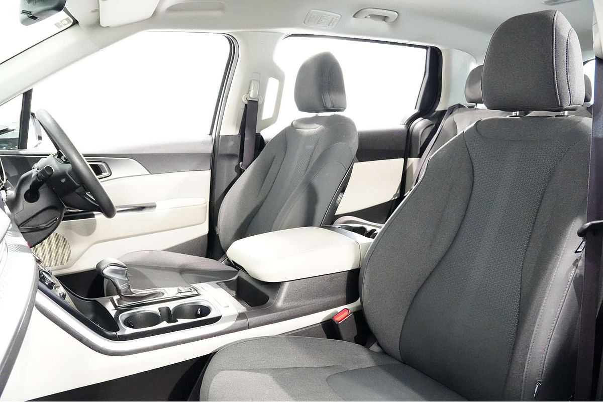 2022 Kia Carnival S KA4