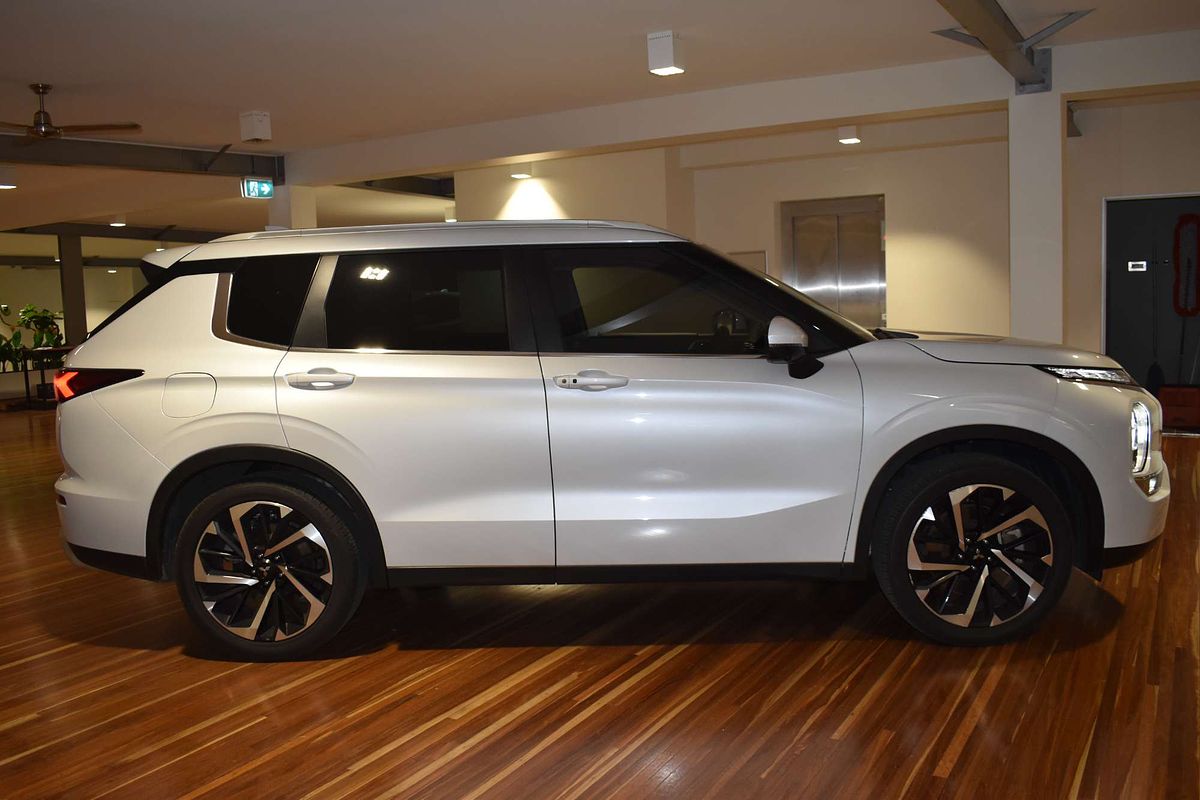 2023 Mitsubishi Outlander Aspire ZM