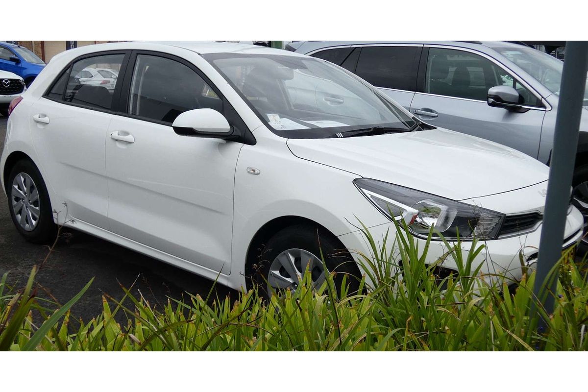 2022 Kia Rio S YB