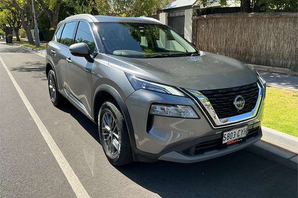 2023 Nissan X-TRAIL ST T33