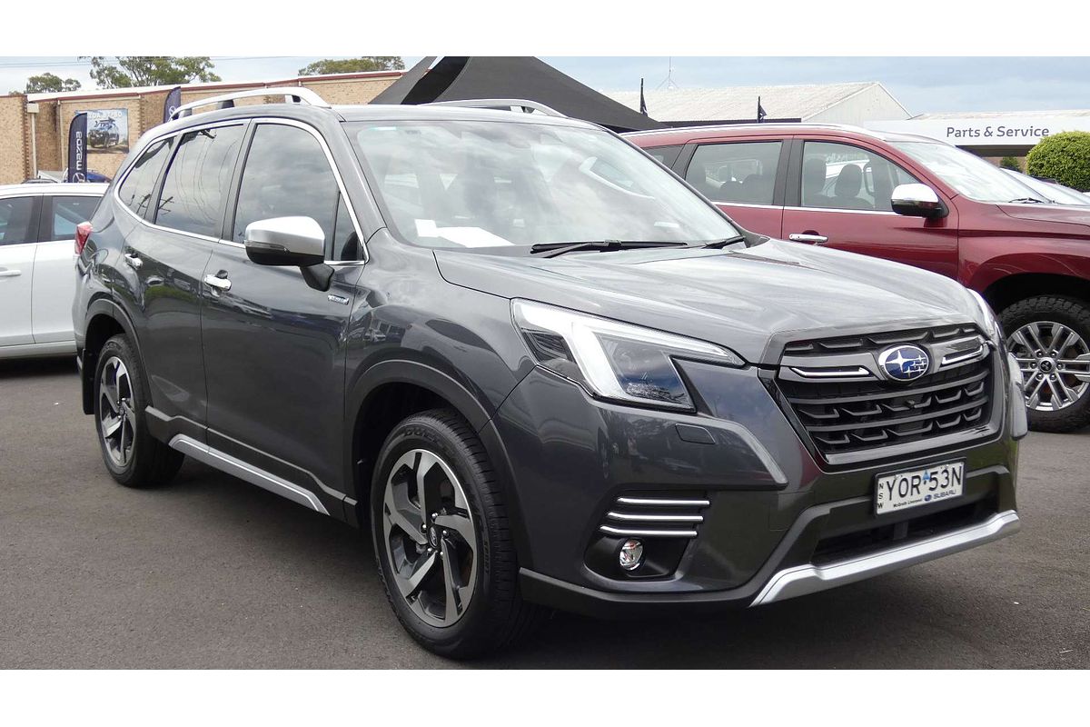 2023 Subaru Forester Hybrid S S5