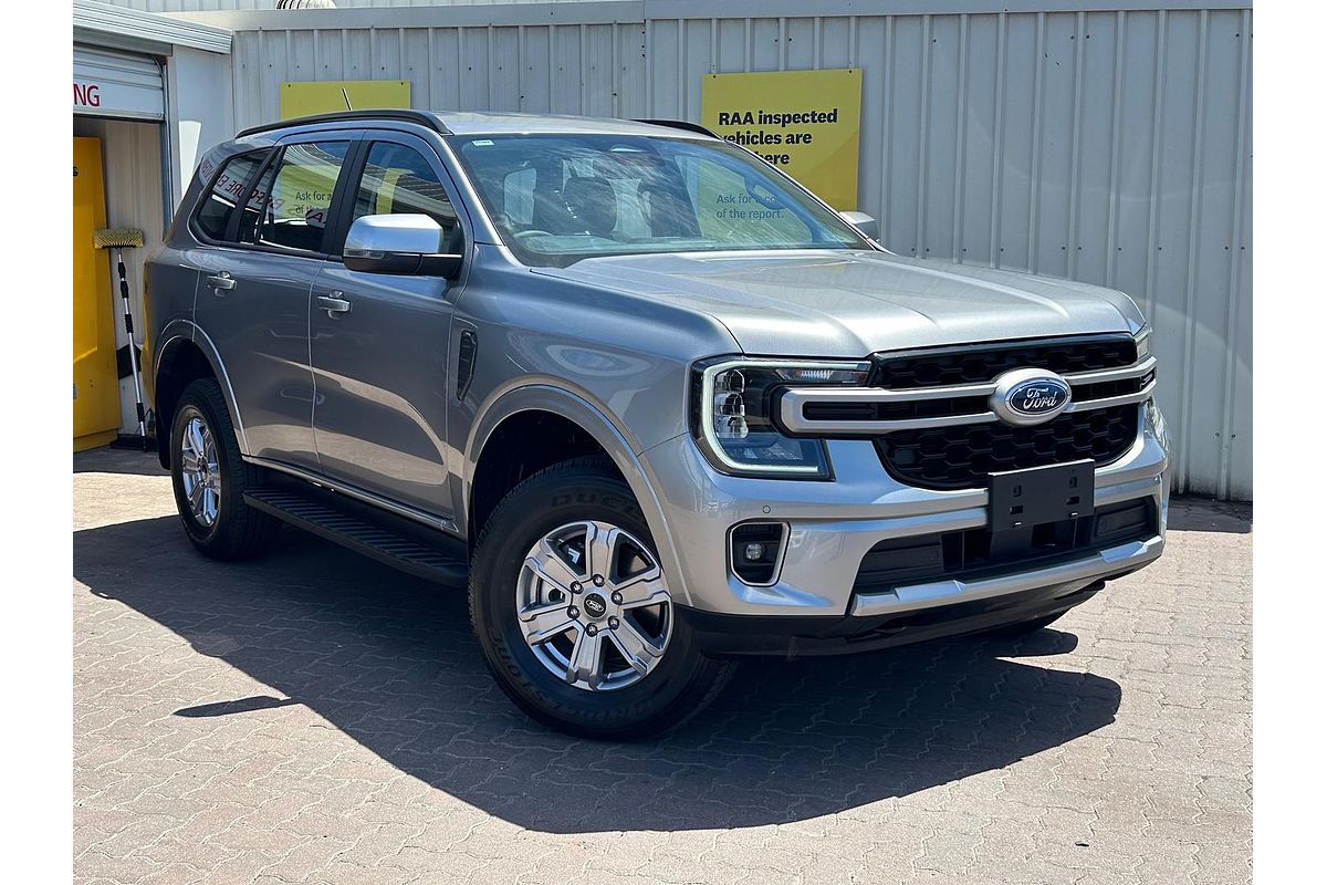 2025 Ford Everest Ambiente 2.0L
