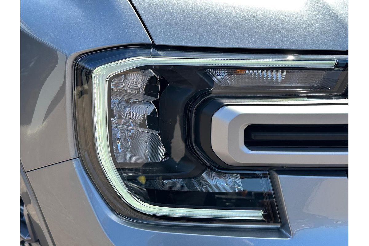 2025 Ford Everest Ambiente 2.0L