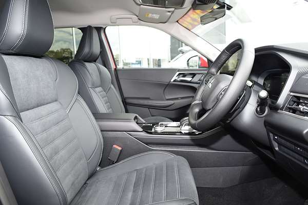 2025 Mitsubishi Outlander Aspire ZM thumb-9