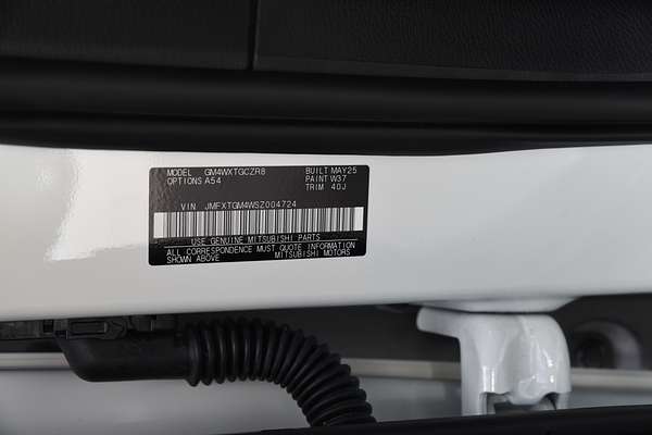 2025 Mitsubishi Outlander Exceed ZM thumb-21