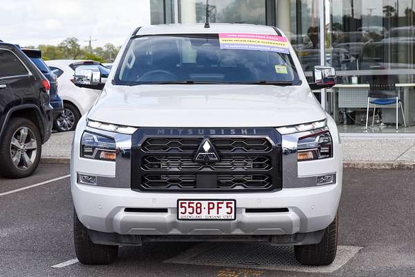 2025 Mitsubishi Triton GLS MV 4X4 thumb-2