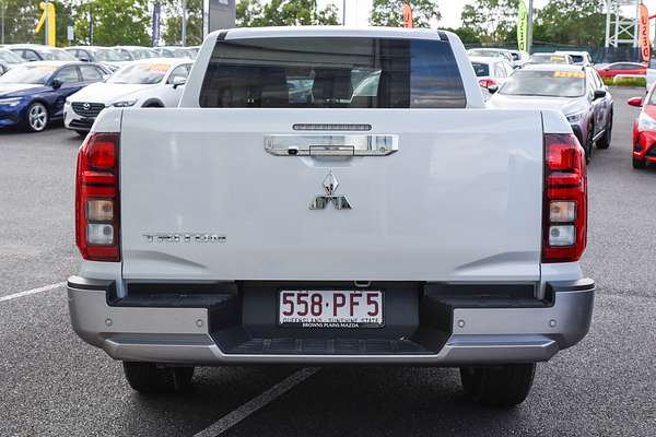 2025 Mitsubishi Triton GLS MV 4X4 thumb-6
