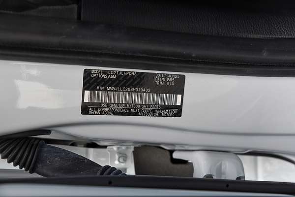 2025 Mitsubishi Triton GLS MV 4X4 thumb-22