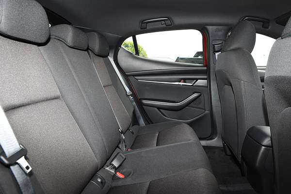 2025 Mazda 3 G20 Pure BP Series thumb-8