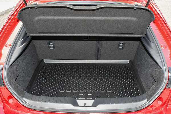 2025 Mazda 3 G20 Pure BP Series thumb-18