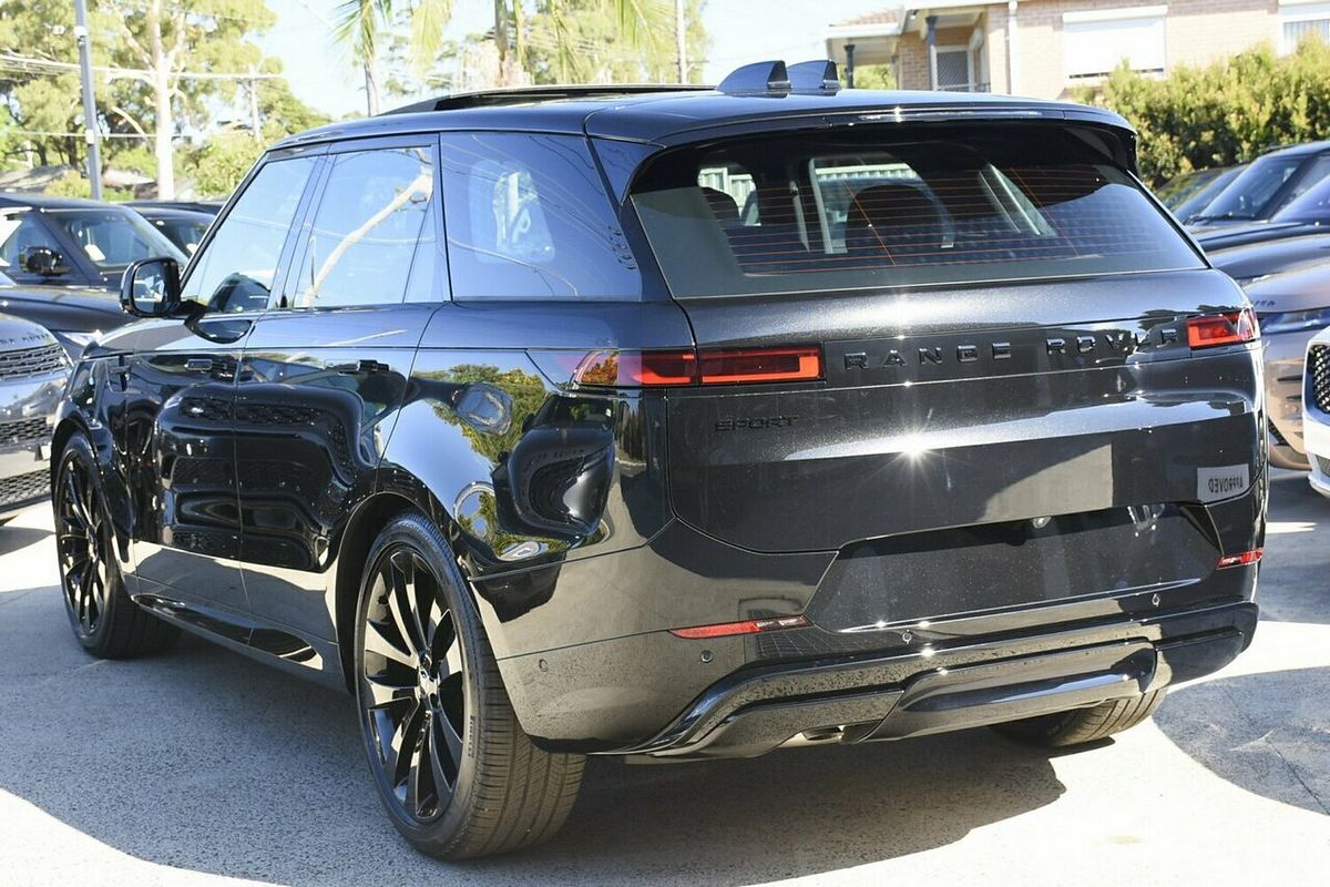 2025 Land Rover Range Rover Sport D300 Dynamic SE L461