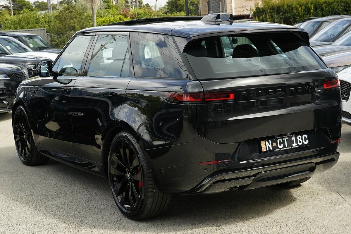 2025 Land Rover Range Rover Sport D350 Dynamic HSE L461