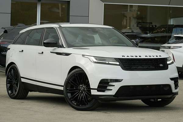 2025 Land Rover Range Rover Velar P250 Dynamic SE L560
