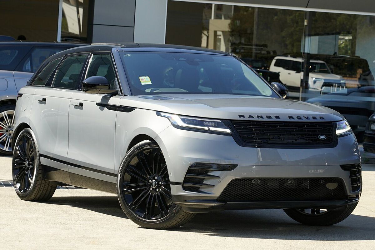 2025 Land Rover Range Rover Velar P250 Dynamic SE L560
