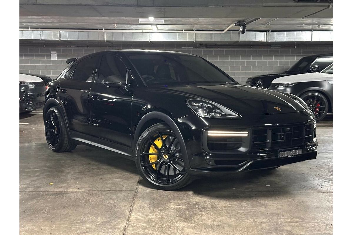 2022 Porsche Cayenne Turbo GT 9YB