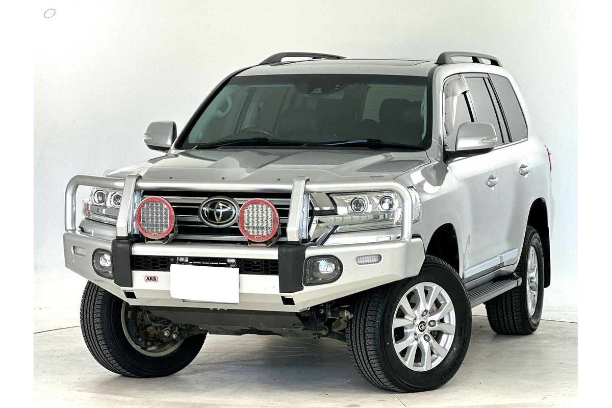 2020 Toyota Landcruiser Sahara VDJ200R