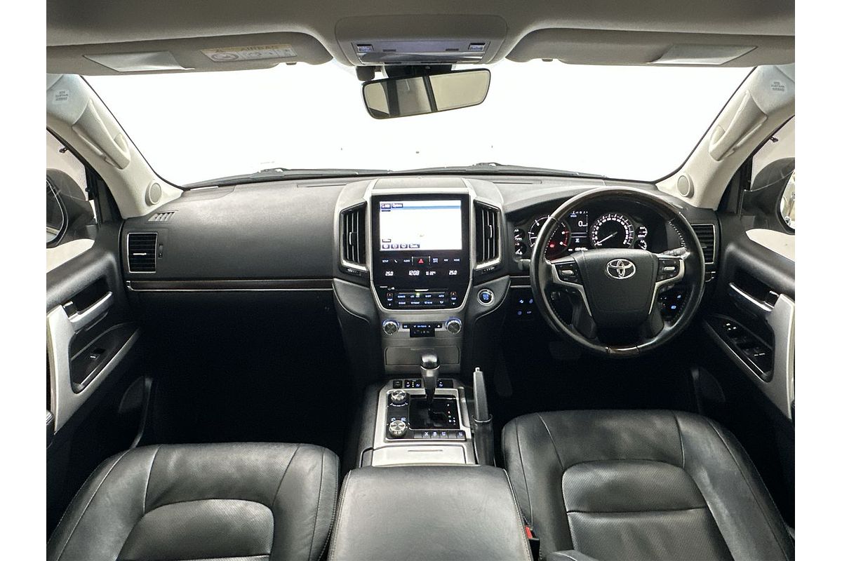 2020 Toyota Landcruiser Sahara VDJ200R