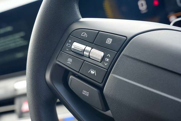 2025 Kia K4 S CL4m thumb-13