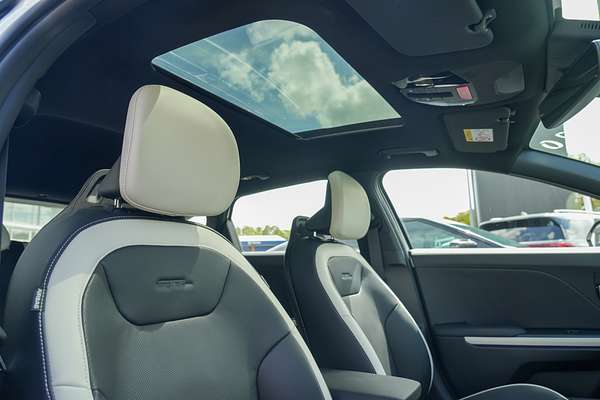 2025 Kia K4 GT-Line CL4m thumb-10