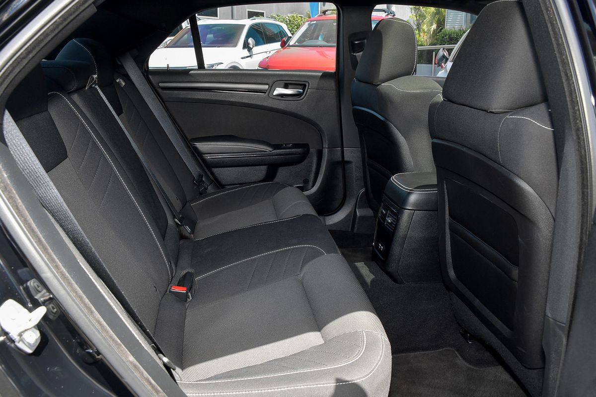 2019 Chrysler 300 SRT CORE MY19