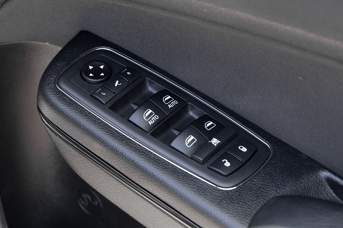 2019 Chrysler 300 SRT CORE MY19