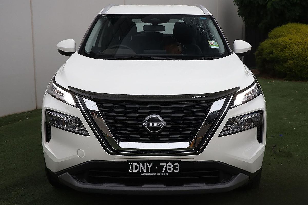 2025 Nissan X-TRAIL ST T33