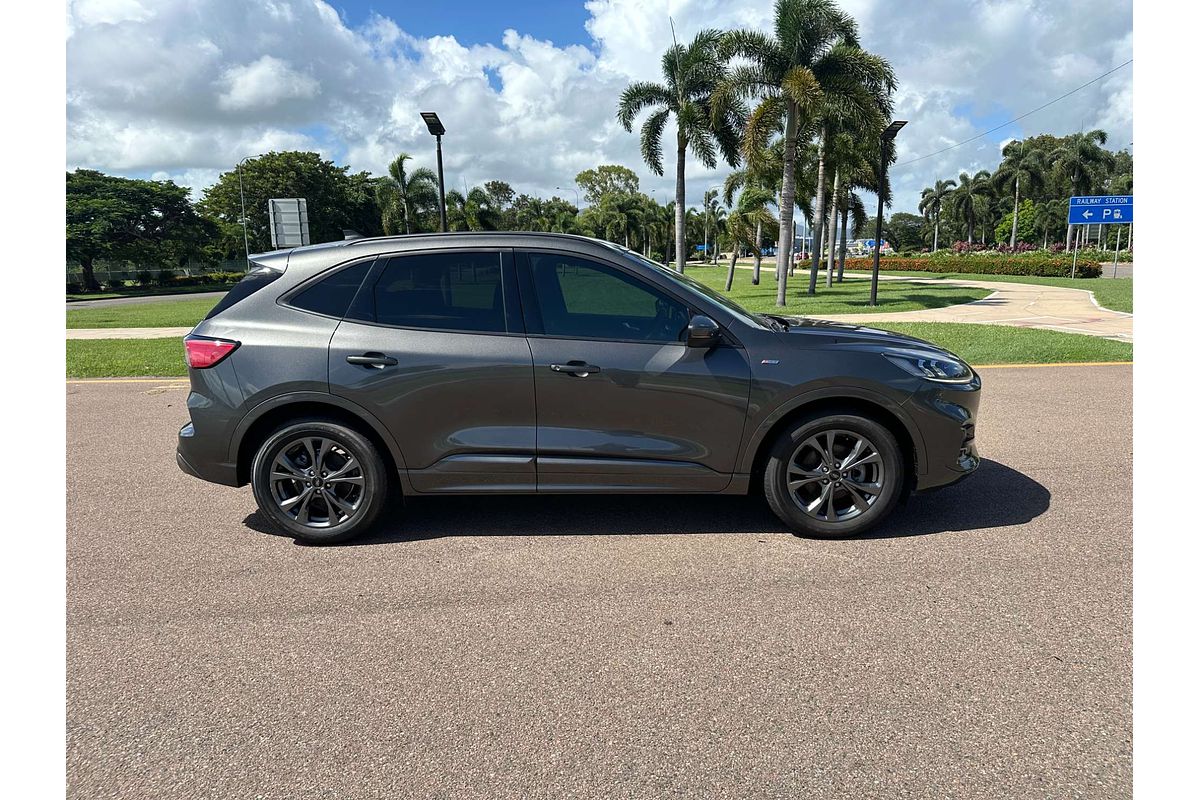 2021 Ford Escape ST-Line ZH