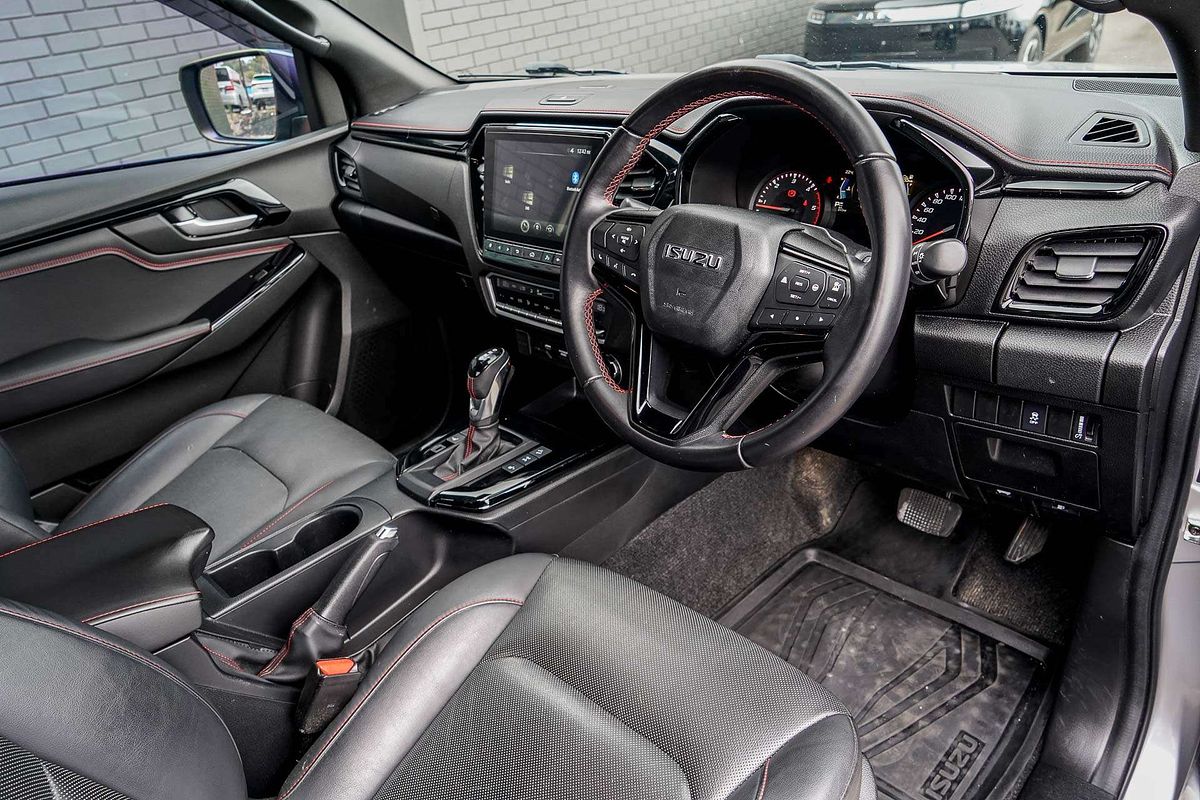 2022 Isuzu D-MAX X-TERRAIN 4X4
