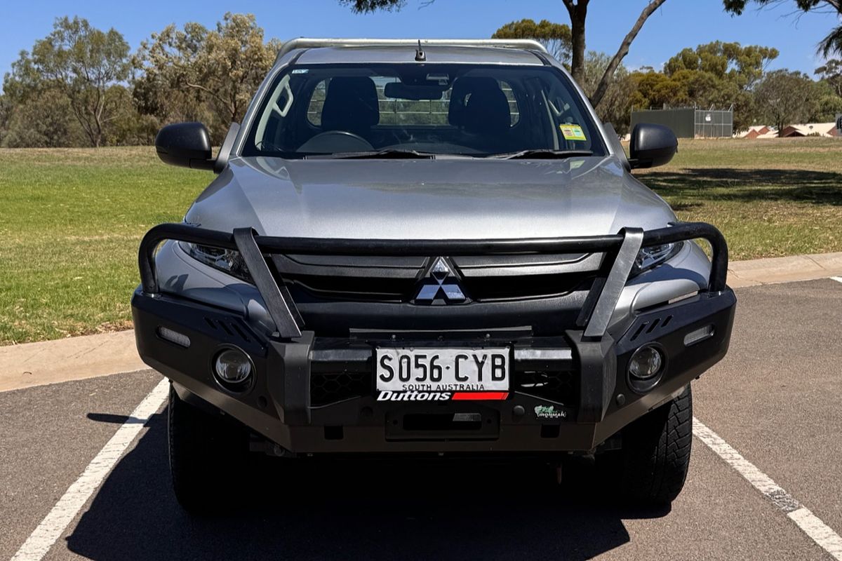 2023 Mitsubishi Triton GLX MR 4X4