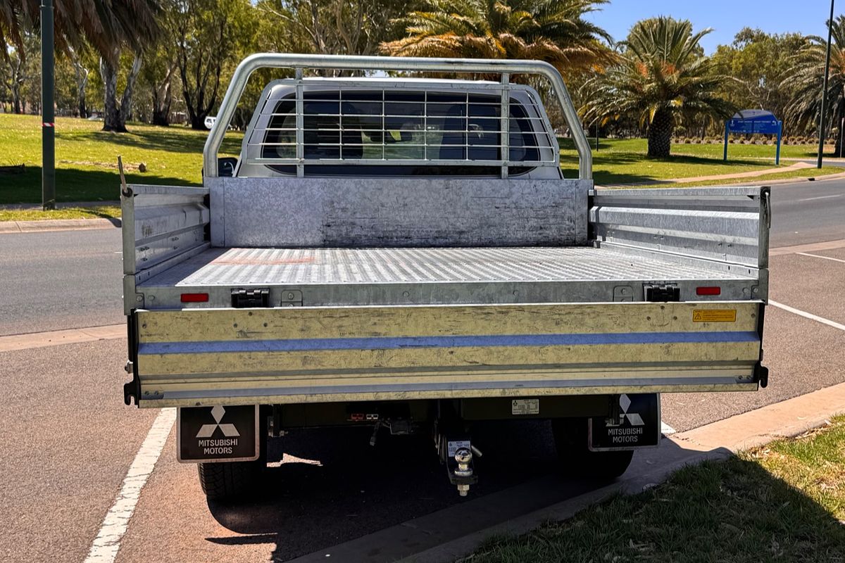 2023 Mitsubishi Triton GLX MR 4X4