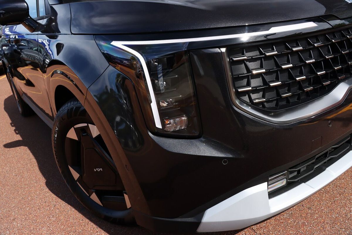 2025 Kia Carnival SPORT+