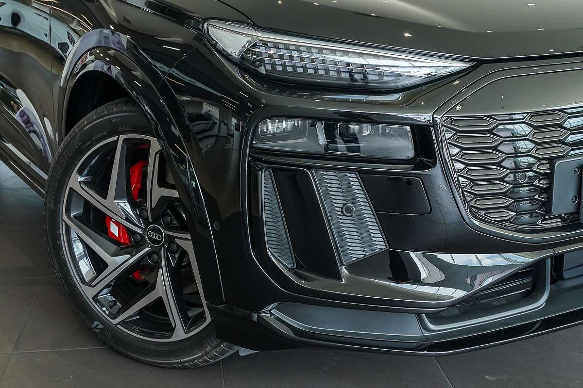 2025 Audi SQ6 e-tron GF