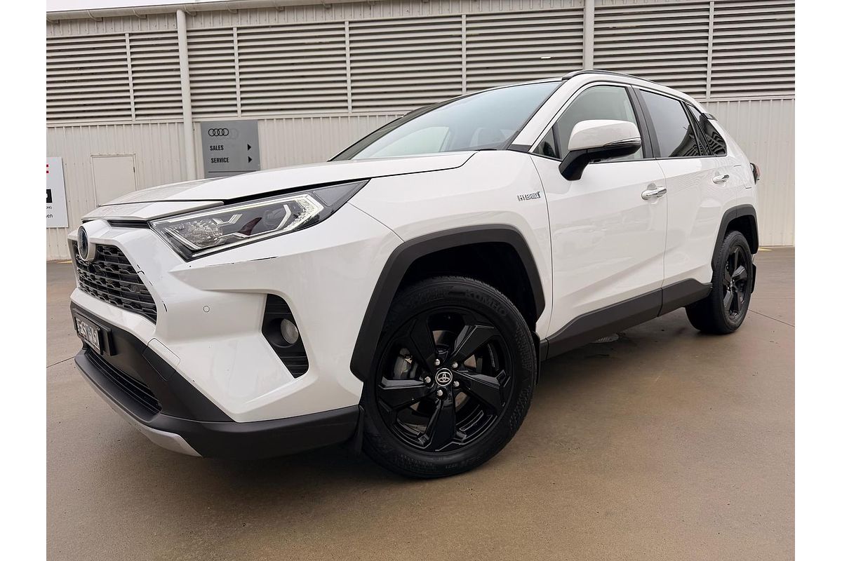 2020 Toyota RAV4 Cruiser AXAH52R