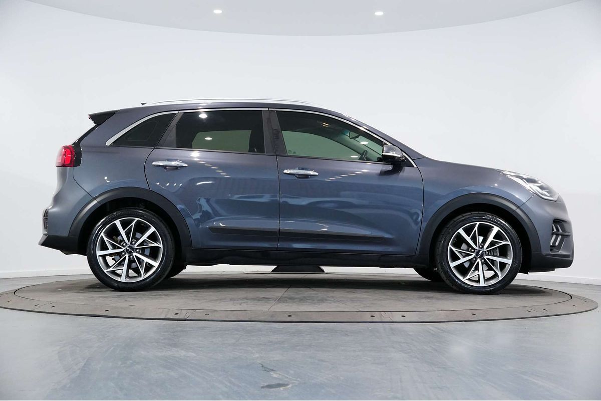 2021 Kia Niro Hybrid Sport DE